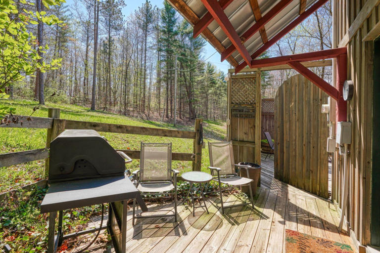 elwood loft hocking hills