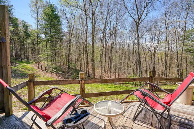 elwood loft hocking hills