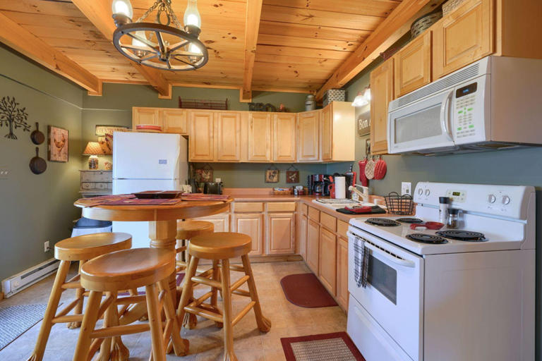 elwood loft hocking hills