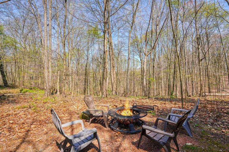 elwood loft hocking hills