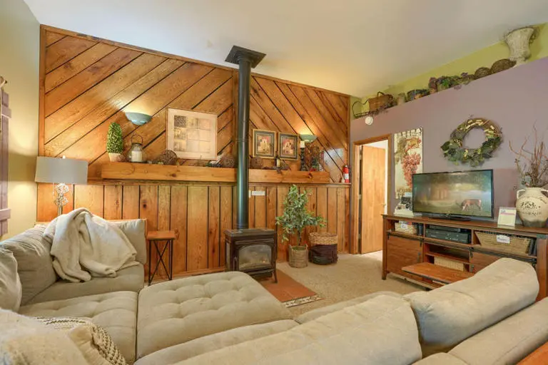 carps cabin hocking hills