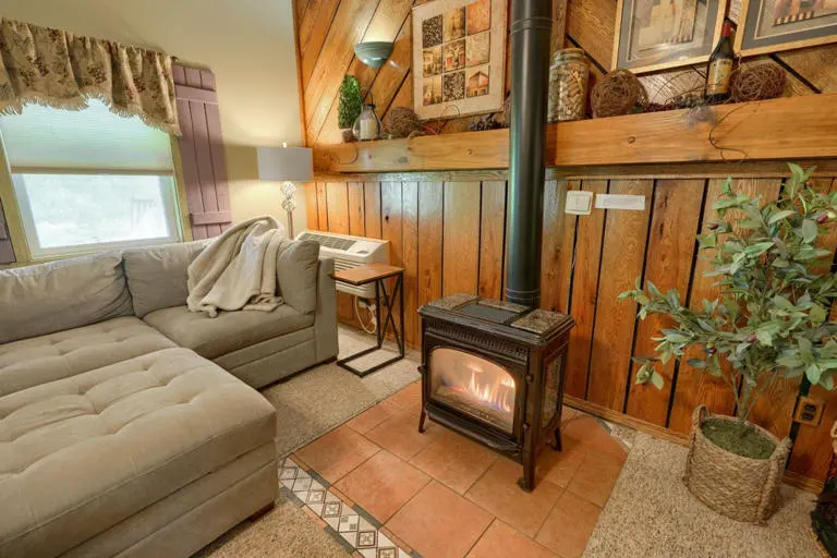 carps cabin hocking hills