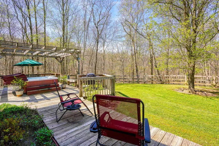 carps cabin hocking hills